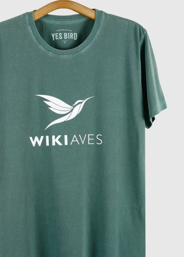 T-shirt estonada - Wikiaves
