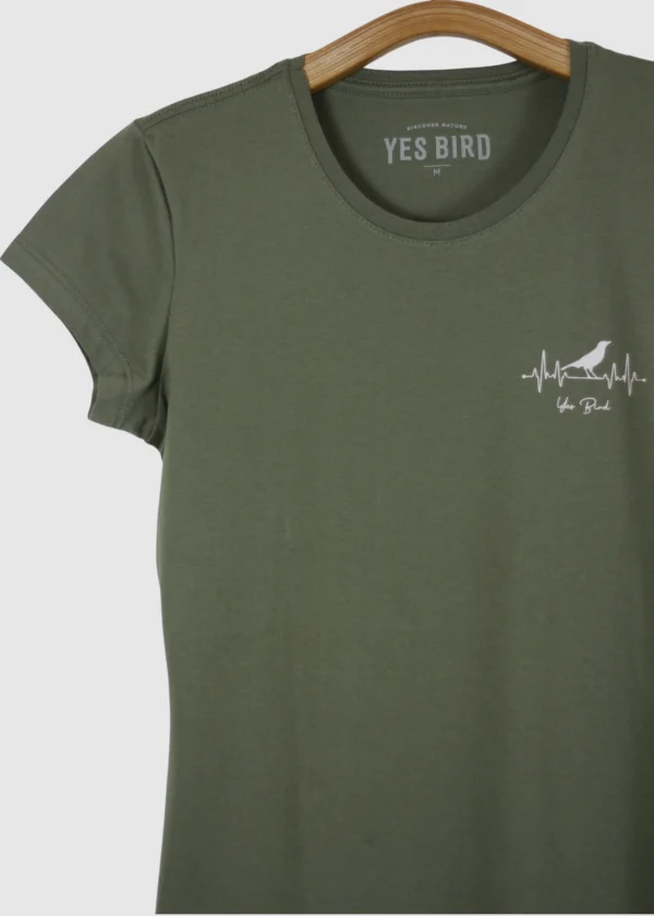 Camiseta Baby-look em Malha leve - Sabiá-laranjeira