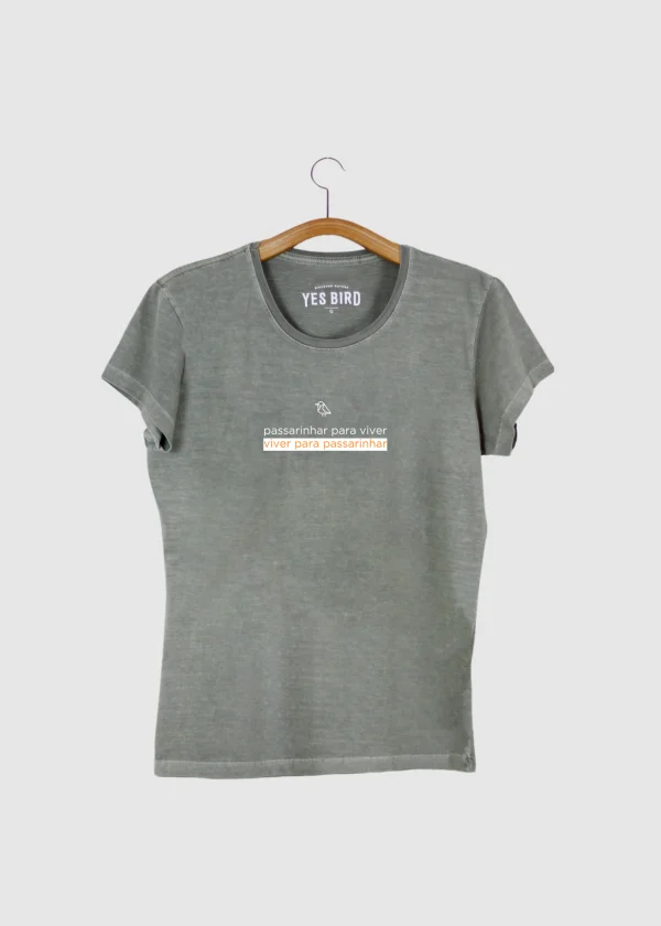 Camiseta Baby-look estonada - Passarinhar para viver